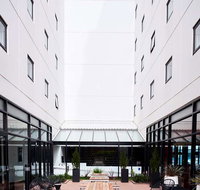 Essence Hotel Carlton - St Kilda Accommodation