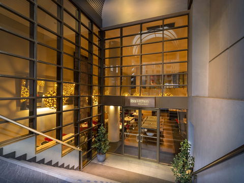 Ibis Hotel - St Kilda Accommodation 2