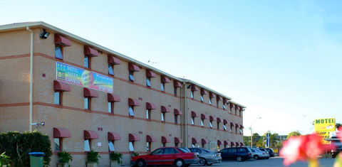 Arena Hotel - St Kilda Accommodation 0