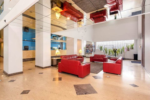 Quality Hotel Ambassador Perth - St Kilda Accommodation 2