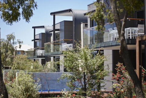 Aqua Resort - St Kilda Accommodation 0