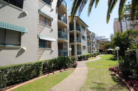 Aruba Beach Resort - St Kilda Accommodation 0
