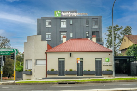 Holiday Inn Stes Parramatta Mar - St Kilda Accommodation 1