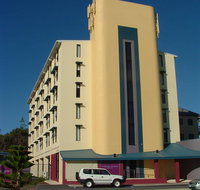 Ocean Beach Hotel - St Kilda Accommodation