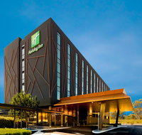 Holiday Inn St Marys - St Kilda Accommodation