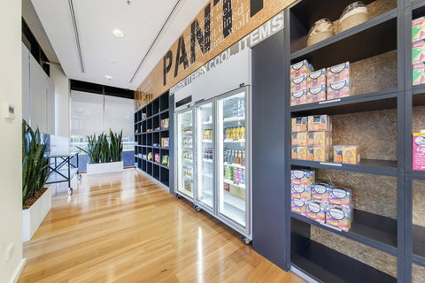 Abode Woden - St Kilda Accommodation 6