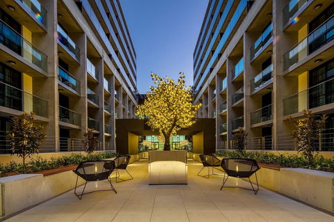 Avenue Hotel Canberra - St Kilda Accommodation 22