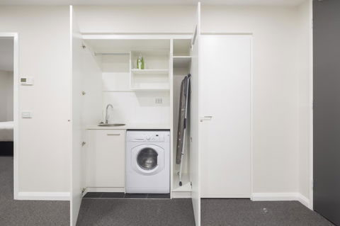 Avenue Hotel Canberra - St Kilda Accommodation 26