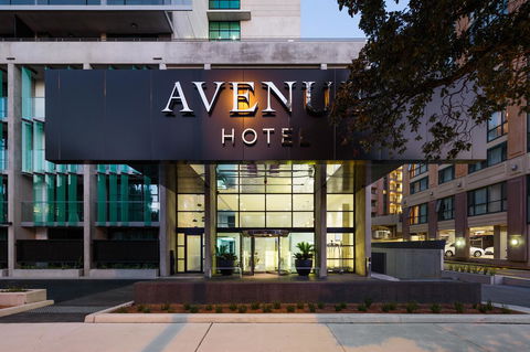 Avenue Hotel Canberra - St Kilda Accommodation 0