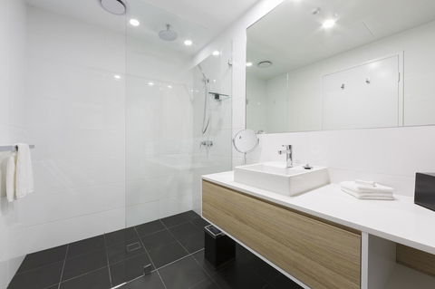 Avenue Hotel Canberra - St Kilda Accommodation 29