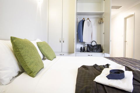 Abode Narrabundah - St Kilda Accommodation 12