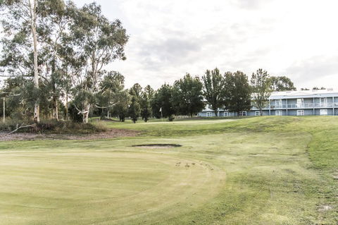 Abode Narrabundah - St Kilda Accommodation 18
