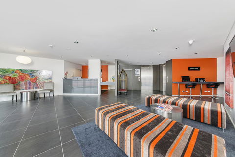 Abode Tuggeranong - St Kilda Accommodation 7