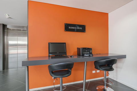 Abode Tuggeranong - St Kilda Accommodation 12