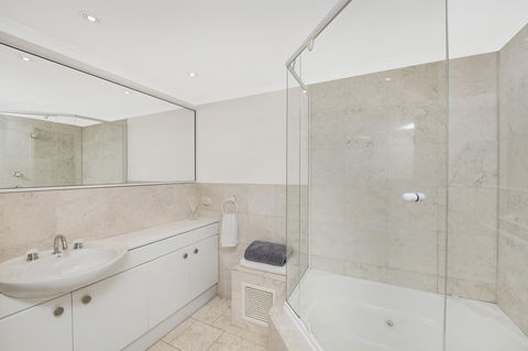 Accommodate Canberra - The Summit - St Kilda Accommodation 12