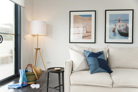 Mollymook Beachfront Penthouse 9 - St Kilda Accommodation 8