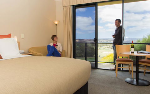McCracken Country Club - St Kilda Accommodation 13