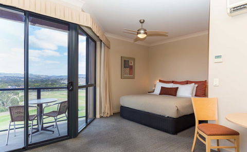 McCracken Country Club - St Kilda Accommodation 16