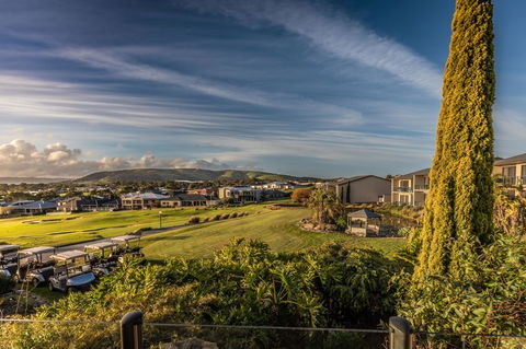 McCracken Country Club - St Kilda Accommodation 5