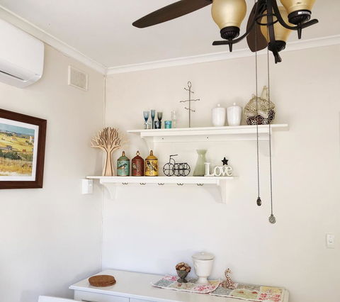 Beautiful Garden House - St Kilda Accommodation 17