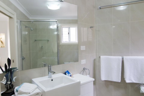 Mollymook Beach Waterfront - St Kilda Accommodation 5