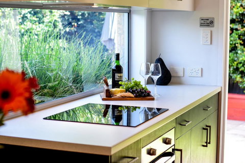 City To Sea - St Kilda Accommodation 5