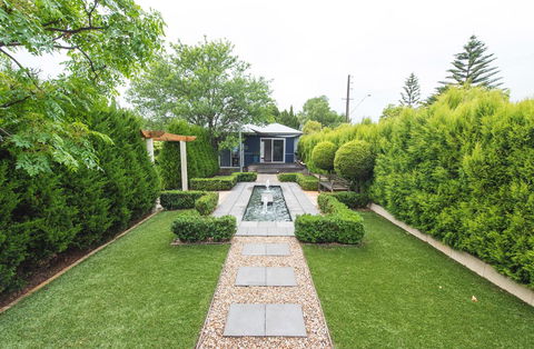 S T U D I O 22 Peaceful Retreat With Garden Views - St Kilda Accommodation 5