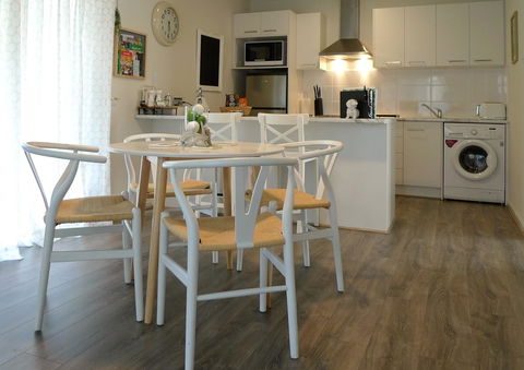 Grassmere House Magill - St Kilda Accommodation 2