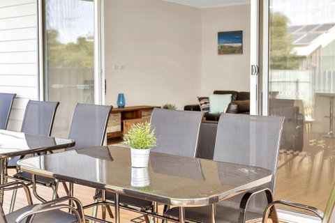 Eastern Breeze - St Kilda Accommodation 27