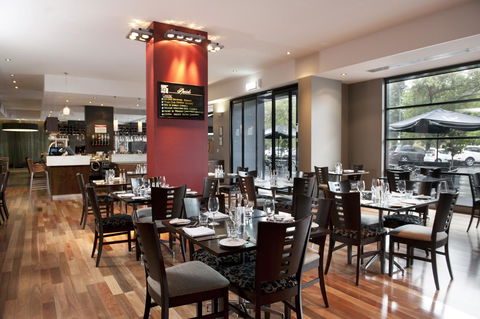 Mantra Hindmarsh Square - St Kilda Accommodation 10