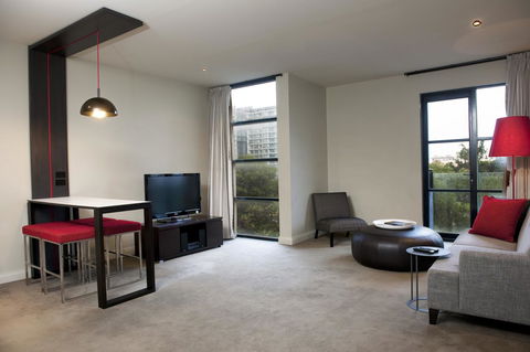 Mantra Hindmarsh Square - St Kilda Accommodation 23
