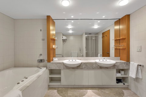 Stamford Plaza Adelaide - St Kilda Accommodation 20