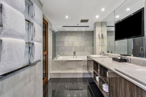 Stamford Plaza Adelaide - St Kilda Accommodation 42