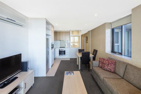 IStay Precinct Adelaide - St Kilda Accommodation 24