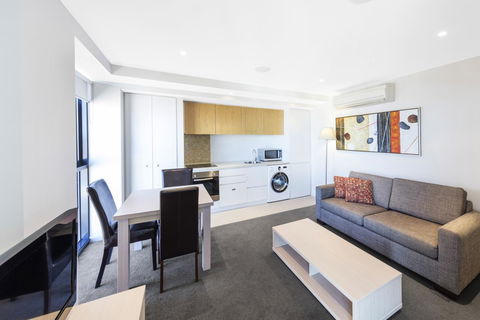 IStay Precinct Adelaide - St Kilda Accommodation 13