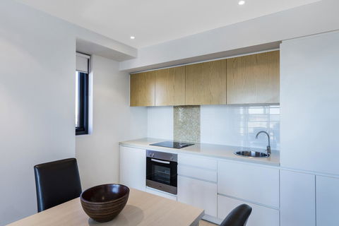 IStay Precinct Adelaide - St Kilda Accommodation 14