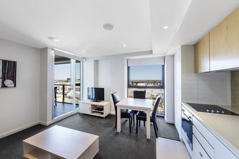 IStay Precinct Adelaide - St Kilda Accommodation 5