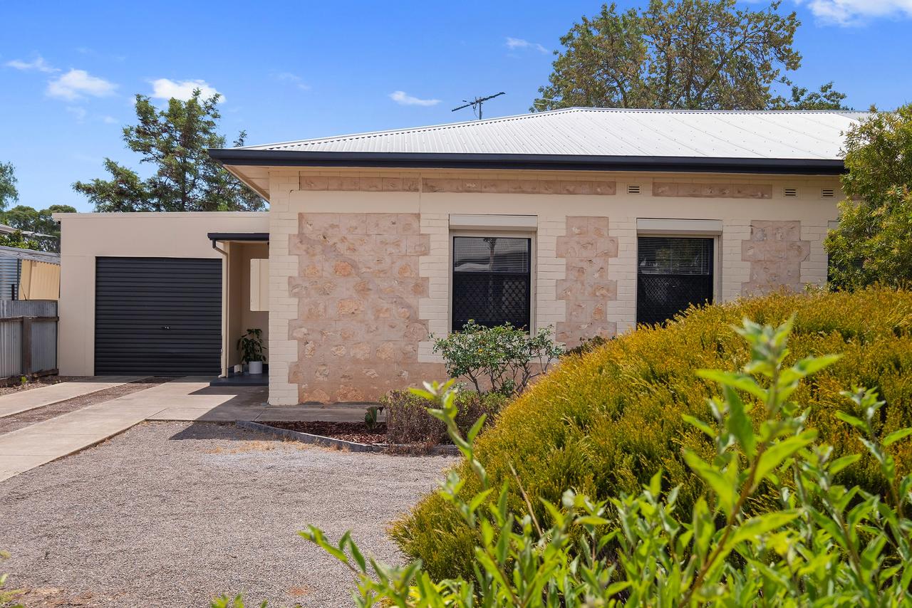 Willow Banks SA St Kilda Accommodation