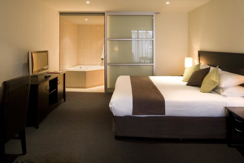 Adelaide Rockford - St Kilda Accommodation 4