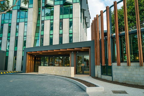 Marion Hotel - St Kilda Accommodation 0