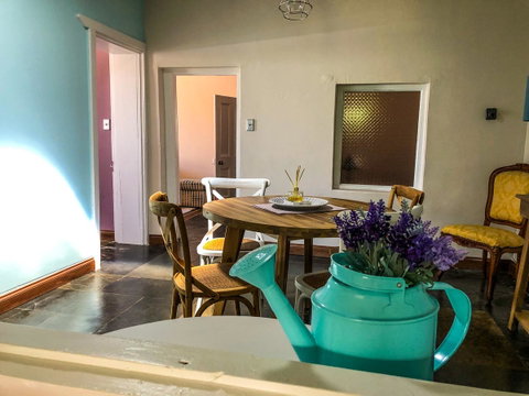 Inglenook Cottage - St Kilda Accommodation 18