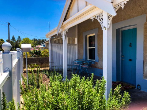 Inglenook Cottage - St Kilda Accommodation 0