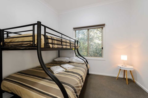 Discovery Parks - Lake Bonney - St Kilda Accommodation 3