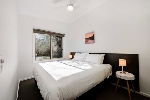 Discovery Parks - Lake Bonney - St Kilda Accommodation 4