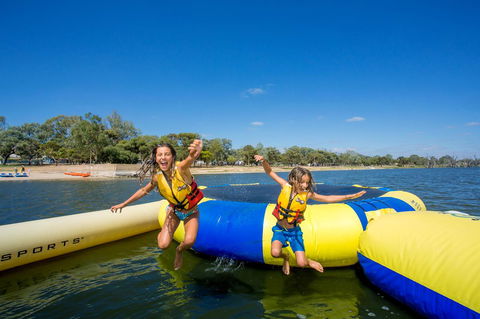 Discovery Parks - Lake Bonney - St Kilda Accommodation 21