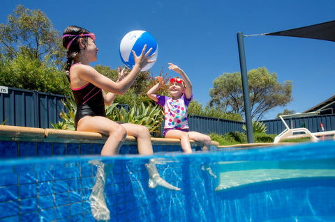 Discovery Parks - Lake Bonney - St Kilda Accommodation 29