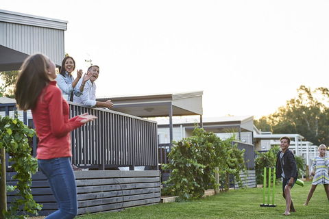 Discovery Parks - Lake Bonney - St Kilda Accommodation 17