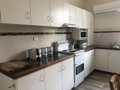 Olive\'s Cottage - St Kilda Accommodation 3