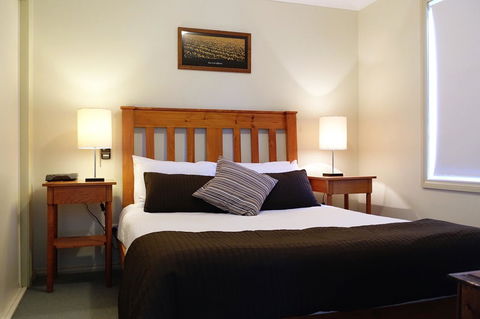 SkyView Villa - St Kilda Accommodation 5