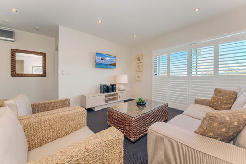Pacific Blue 278-265 Sandy Pt Rd- Dual Key Access, Wifi, Linen And Air Conditioning - St Kilda Accommodation 4